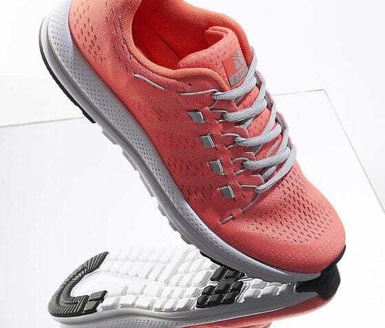 Buty sportowe damskie