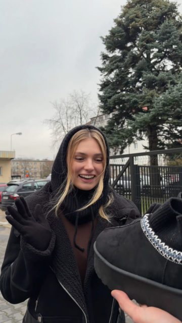 Ostrożność? Zerowa. Instynkt przetrwania? Wybitny. ❄️🖤
🔍 śniegowce 365696