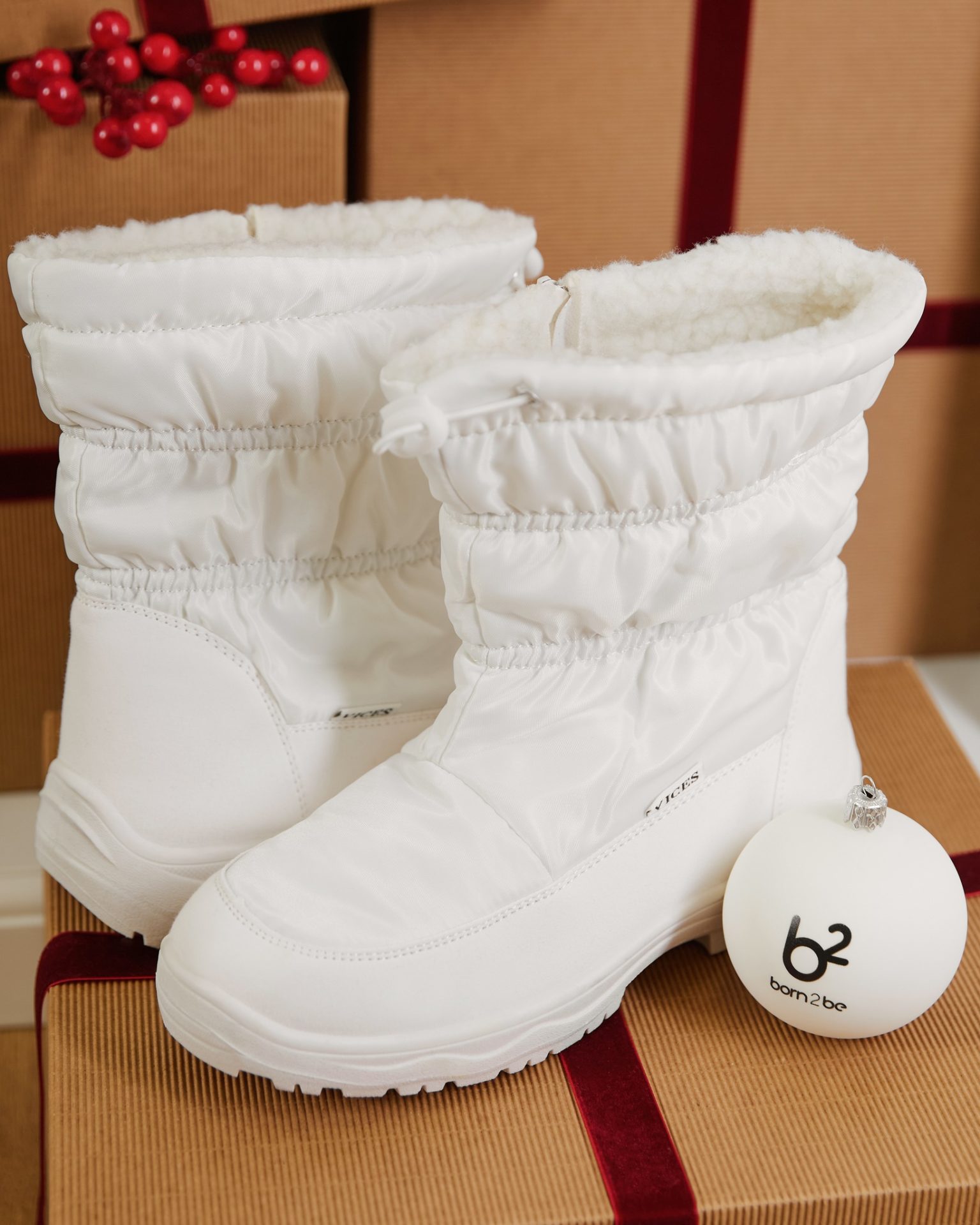 Szukasz prezentu na zimę?
Te śniegowce to połączenie komfortu, ciepła i stylu,
który pasuje do każdej zimowej garderoby.
Praktyczny prezent, który naprawdę się nosi.
Sprawdż nasz hit cenowy https://born2be.pro/3KArixr