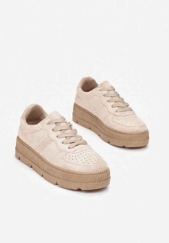 jak prać sneakersy