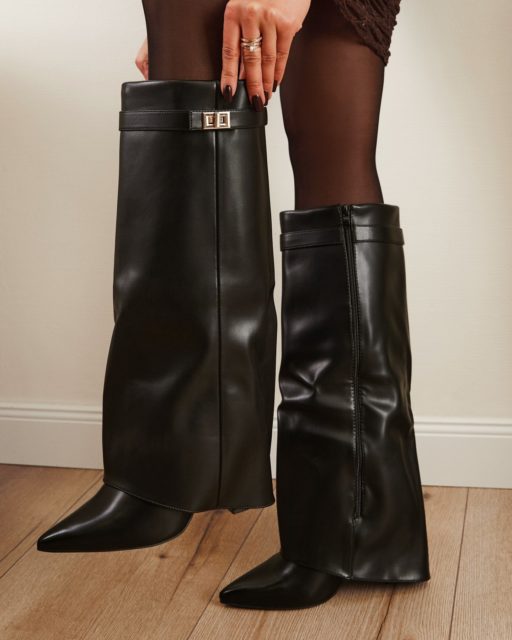 Za długie nogawki? Znamy ten problem.
Plączą się pod butami, ciągną po ziemi i psują całą stylizację. Mamy na to prosty sposób, który ratuje look w kilka sekund. Znaliście już ten trik?
🔍285425