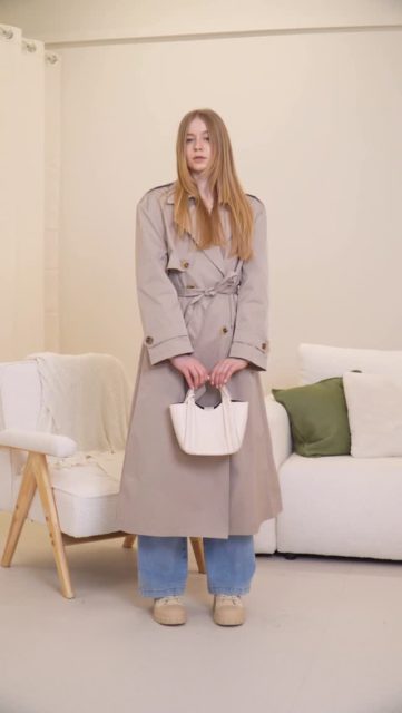 Przez kolejny tydzień pogoda będzie iście wiosenna! Sięgnęliście już po swoje niezawodne wiosenne stylizacje? Dajcie nam znać na co najczęściej stawiacie!🧡